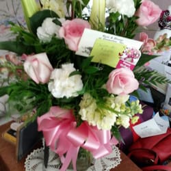 Buds Blooms Sons Florists 1409 Griffin Ave Enumclaw Wa Photo Of Buds Blooms Sons Enumclaw Wa United States I