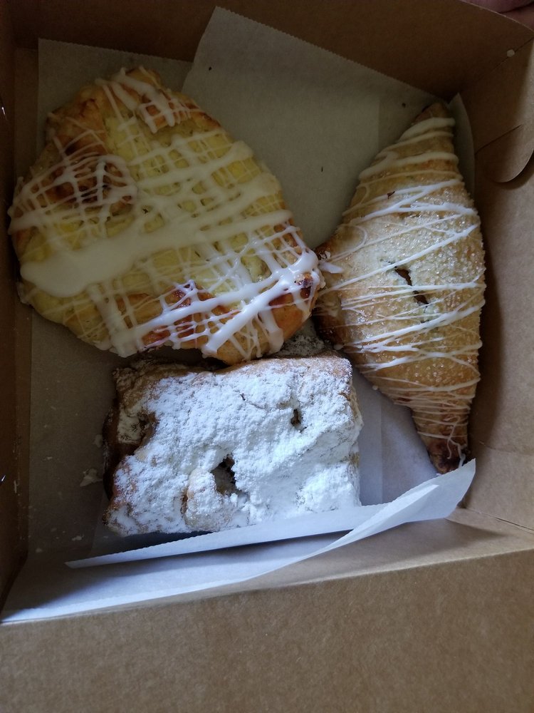 Gingerbread Bake Shop 10 Photos & 14 Reviews Bakeries 3991 Oneida