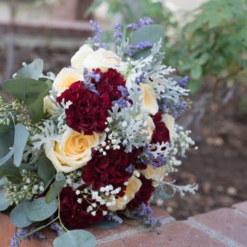 Van Nuys Flowers 82 Photos 64 Reviews Florists 16225 Victory Photo Of Van Nuys Flowers Ca United States