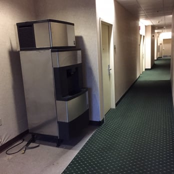 Maron Hotel Suites 18 Reviews Hotels 42 Lake Ave Ext Photo Of Maron Hotel Suites Danbury Ct United States Ice Machine
