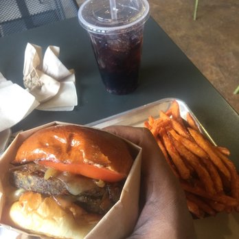 photo of central kitchen los angeles ca united states double veggie burger - Central Kitchen Lorenzo photo of central kitchen los angeles ca united states double veggie burger - Central Kitchen Lorenzo