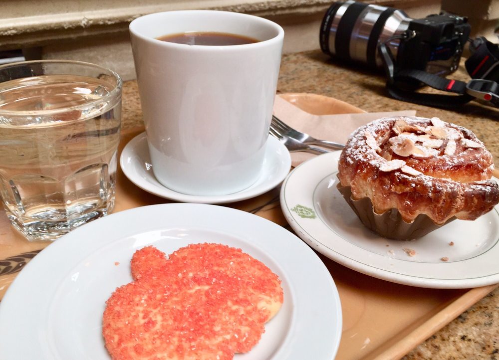Moonside Bakery & Cafe