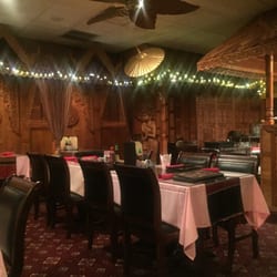 Thailand Restaurant 21 Photos 46 Reviews Thai 2238 Gulf Gate Photo Of Thailand Restaurant Sarasota Fl United States Cute Decor