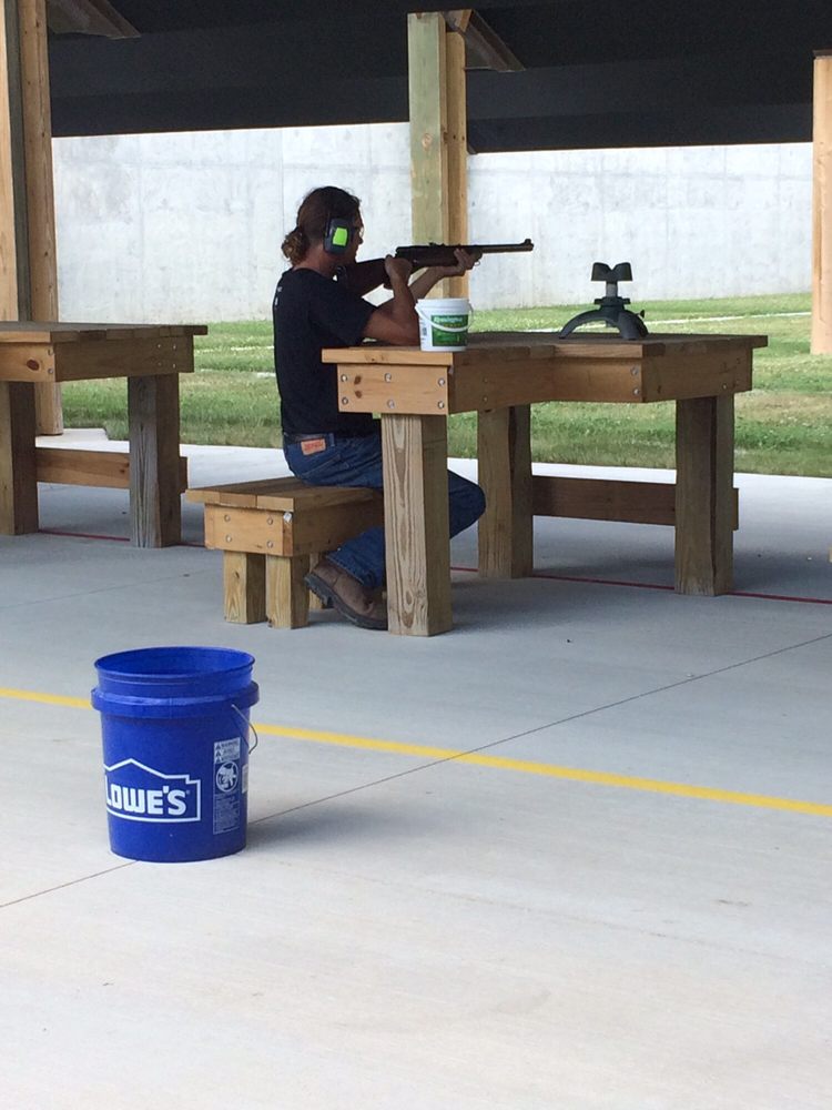 Deer Creek Shooting Range Gun/Rifle Ranges 8004 IN243, Cloverdale