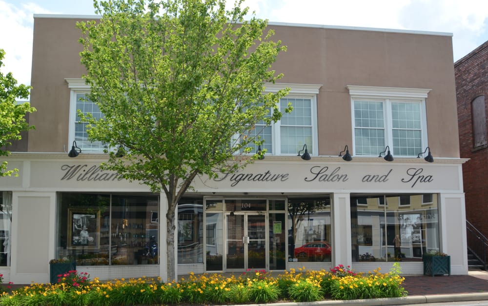 William Henry Signature Salon