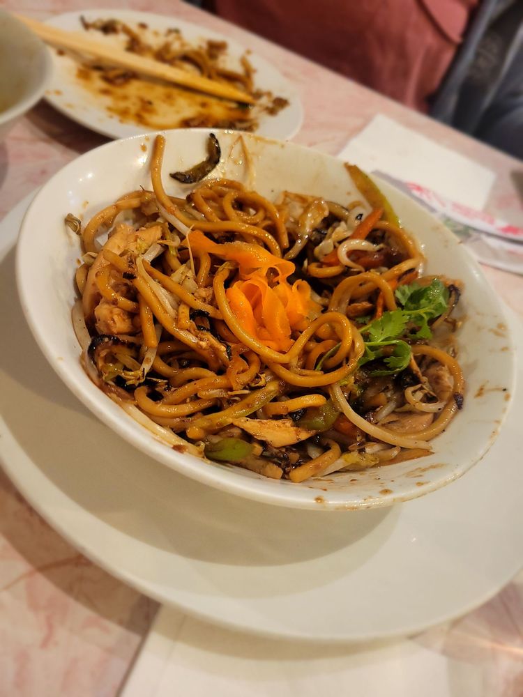 Mee Heng Low Noodle House