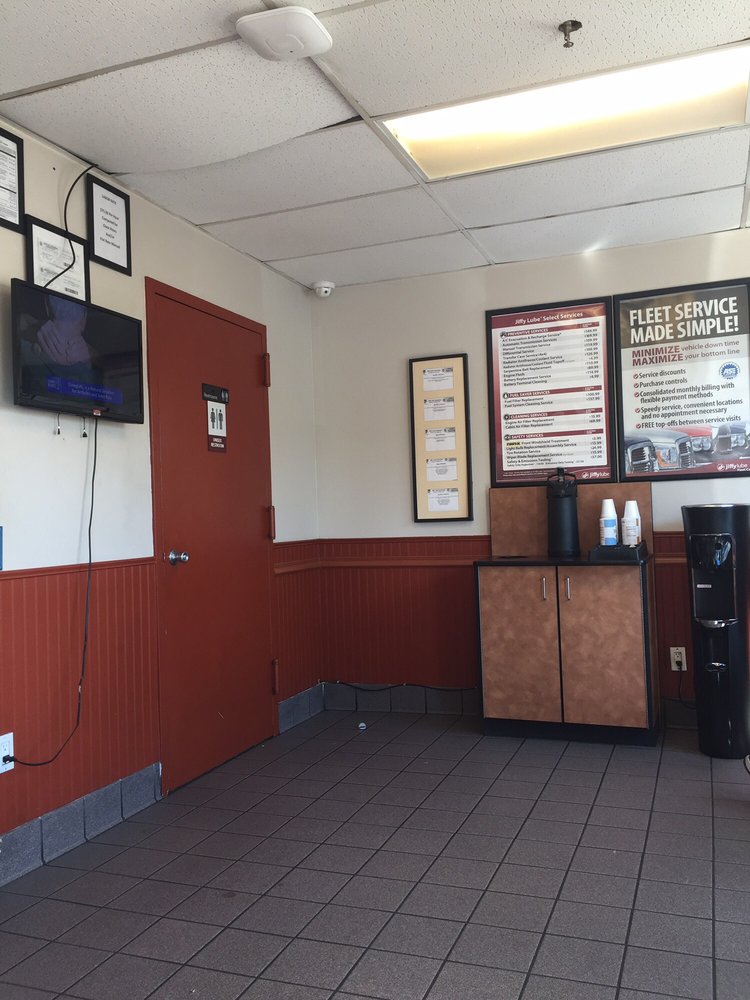 Is there a jiffy lube near me Is there a jiffy lube near me