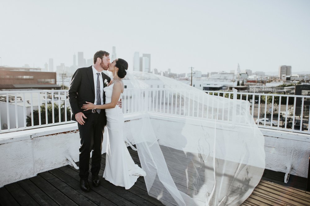 The Unique E Los Angeles Wedding Arts District Rooftop Photo Of One Darling Day Los Angeles Ca United States The Unique
