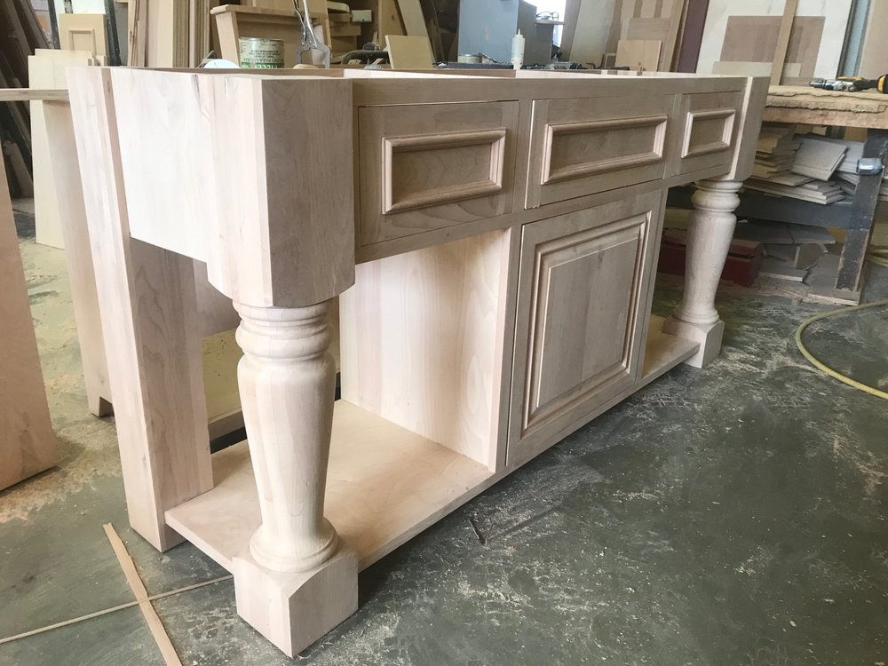 Paco's Wood Furniture