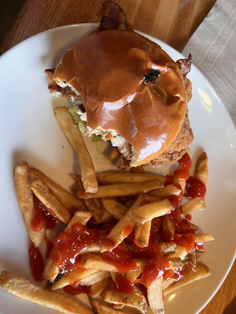 Applebee's Grill + Bar