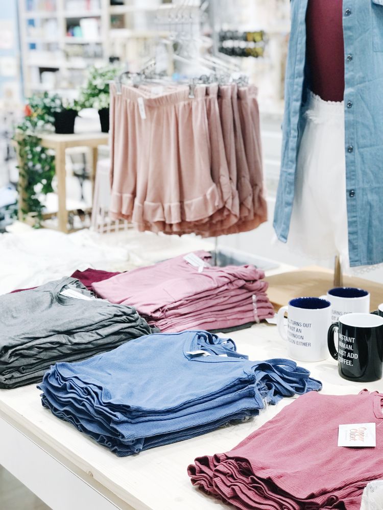 The Copper Closet Women S Clothing 10 Photos 10300 Southside The Copper