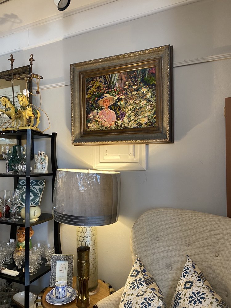 image of business Antique Exchange Interiors