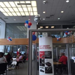 Reed Nissan 30 Photos 123 Reviews Car Dealers 3776 W