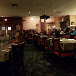 Barone S Of Glen Ellyn 30 Photos 178 Reviews Pizza 475 Photo Of Barone S Glen Ellyn Il United States