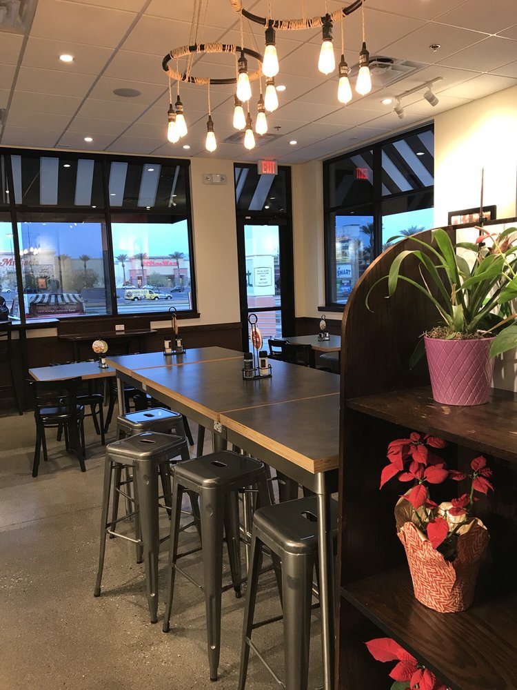 Such A Cute Corner Bakery Location Yelp Photo Of Corner Bakery Cafe Henderson Nv United States Such A Cute