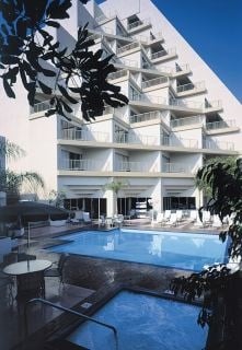 Perla Restaurant