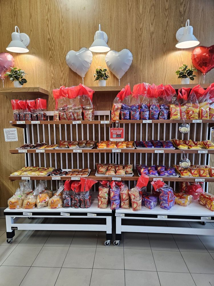 Red Ribbon Bakeshop