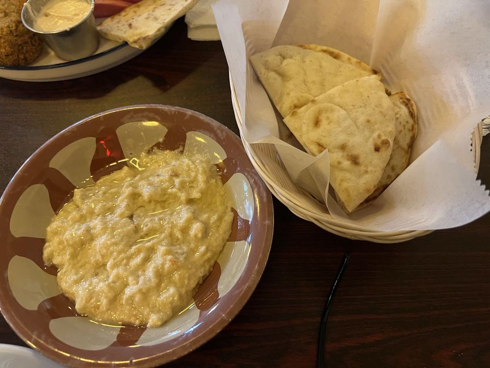 Nedal Gyro ¸, Butler Roadtrippers