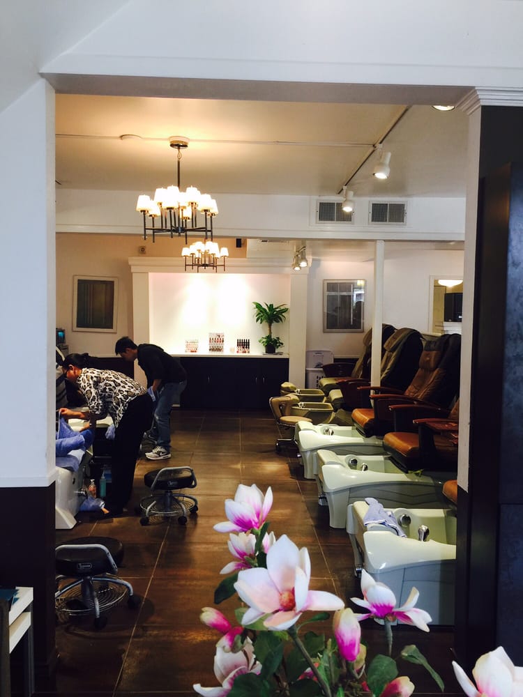 Holly’s Nail Bar & Spa 31 Photos & 50 Reviews Nail Salons 4002