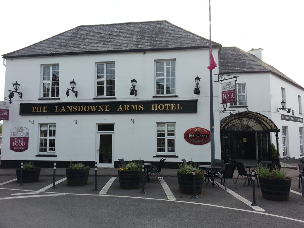 Great Location For The Loop Of Kerry Yelp Photo Of Lansdowne Arms Hotel Kenmare Co Kerry Republic Ireland