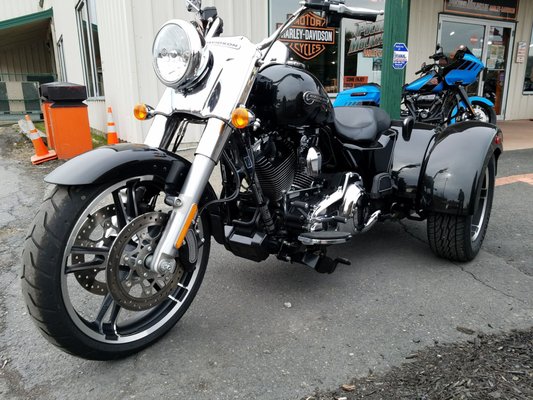 Pocono Harley Davidson >> Pocono Mountain Harley Davidson 4300 Manor Dr Stroudsburg Pocono Harley Davidson >> Pocono Mountain Harley Davidson 4300 Manor Dr Stroudsburg