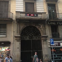 four roses tattoo studio tattoo rambla de caputxins 42 barri four roses tattoo studio tattoo rambla de caputxins 42 barri