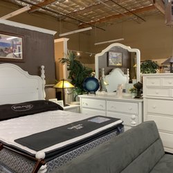 United Furniture 63 Photos 16 Reviews Mattresses 3286 Airway United Furniture 63 Photos 16 Reviews Mattresses 3286 Airway Dr Santa Rosa Ca Phone Number Yelp