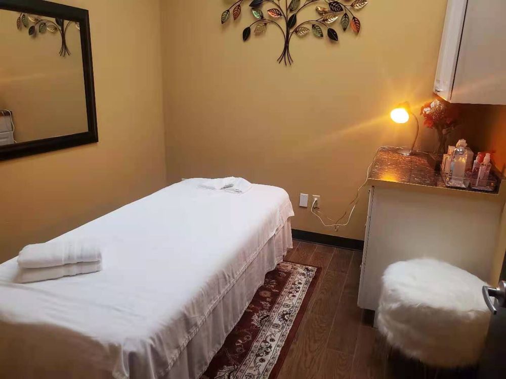 Rainbow Wellness Spa Image