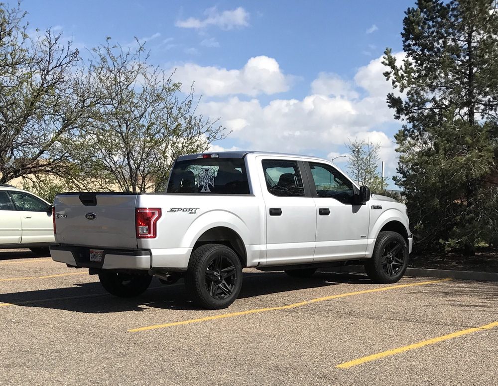 Big Mike Naughton Ford 15 Photos & 95 Reviews Car Dealers 150 S