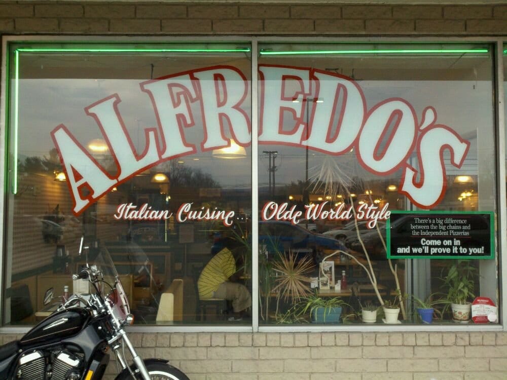 Alfredo’s Pizzeria and Family Restaurant Pizza Ames Plz