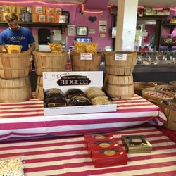 Raffy S Candy 17 Photos 16 Reviews 2571 E Photo Of Raffy S Candy New Lenox Il United States