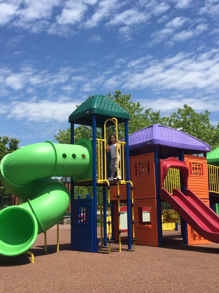 Hadley's Park Dulles Town Center