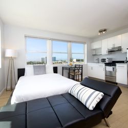 Air Venice On The Beach 88 Photos 76 Reviews Vacation Als Photo Of Air Venice On The Beach Ca United States