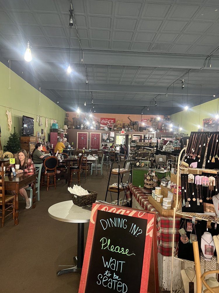 GloryBeans CoffeeHouse