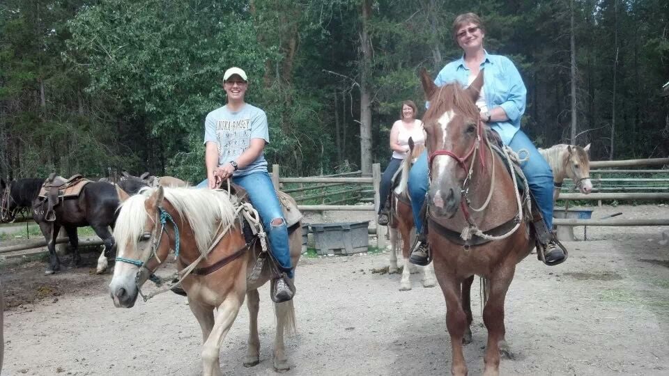 Hilltop Camper and RV 11 Photos Trailer Dealers 7810 University