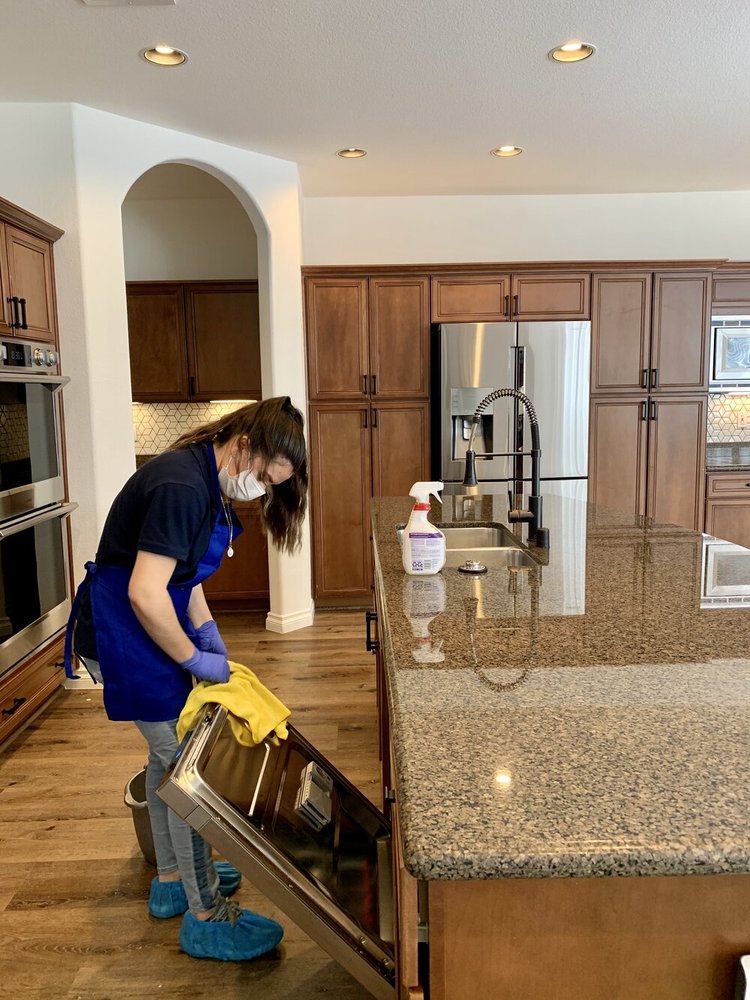 Sweet & Discreet Maid Service