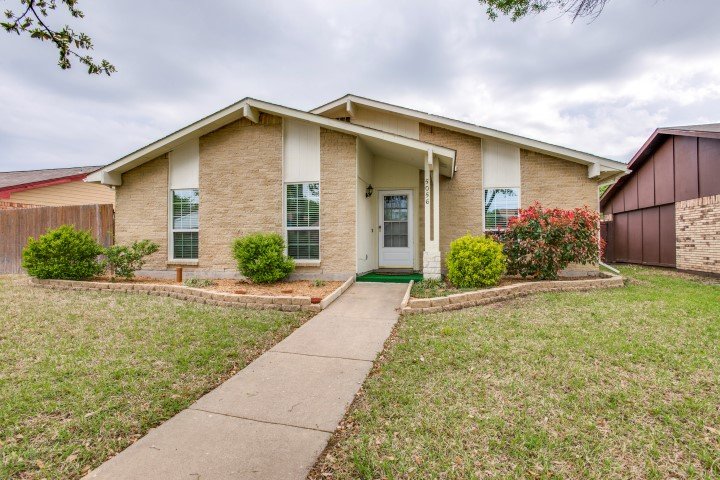Sergio Bazan - RE/MAX New Horizon
