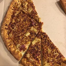 Pizza rated out of 5 from 1 reviews It was my most memorable time at any pizza hut location, i had excellent service, and was an apprecited customer.