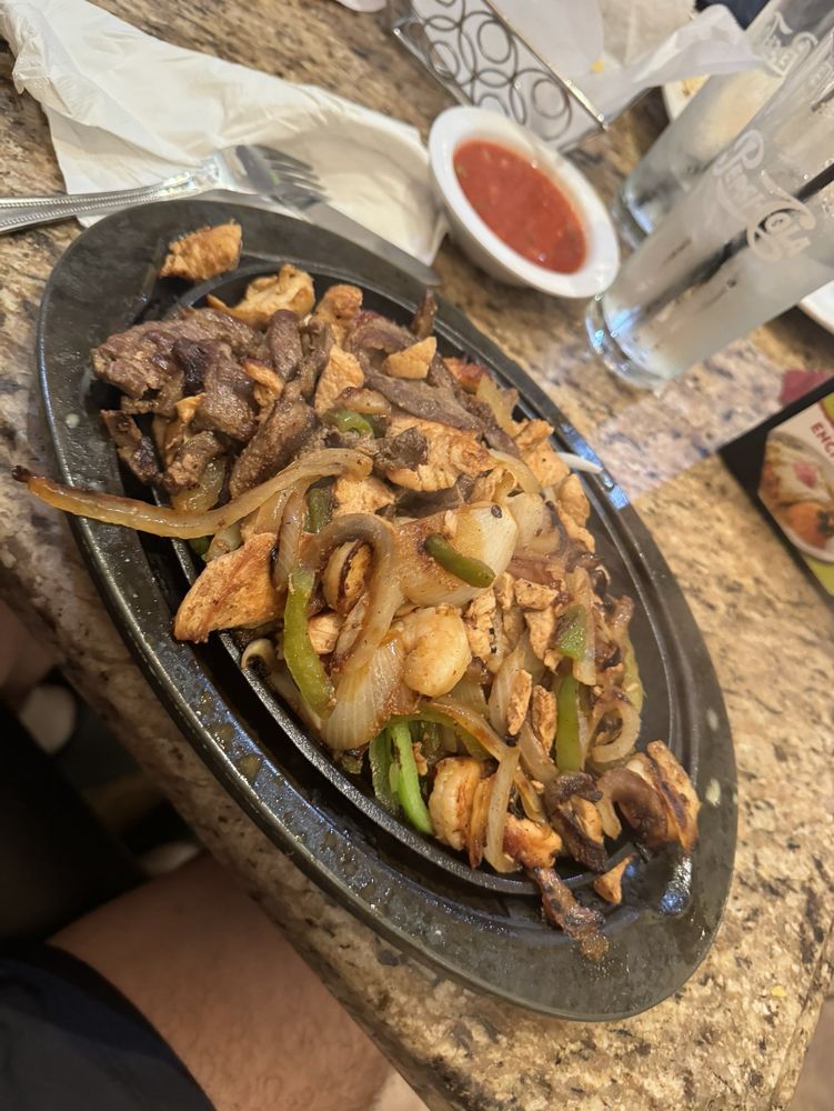 Mi Pueblo Mexican Grill