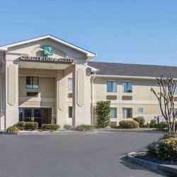 Quality Inn Suites Savannah North 17 Photos Hotels 7220 Hwy Photo Of Quality Inn Suites Savannah North Port Wentworth Ga United States