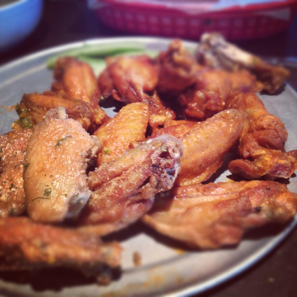 Pluckers Wing Bar 137 Photos & 328 Reviews Sandwiches 3909 S
