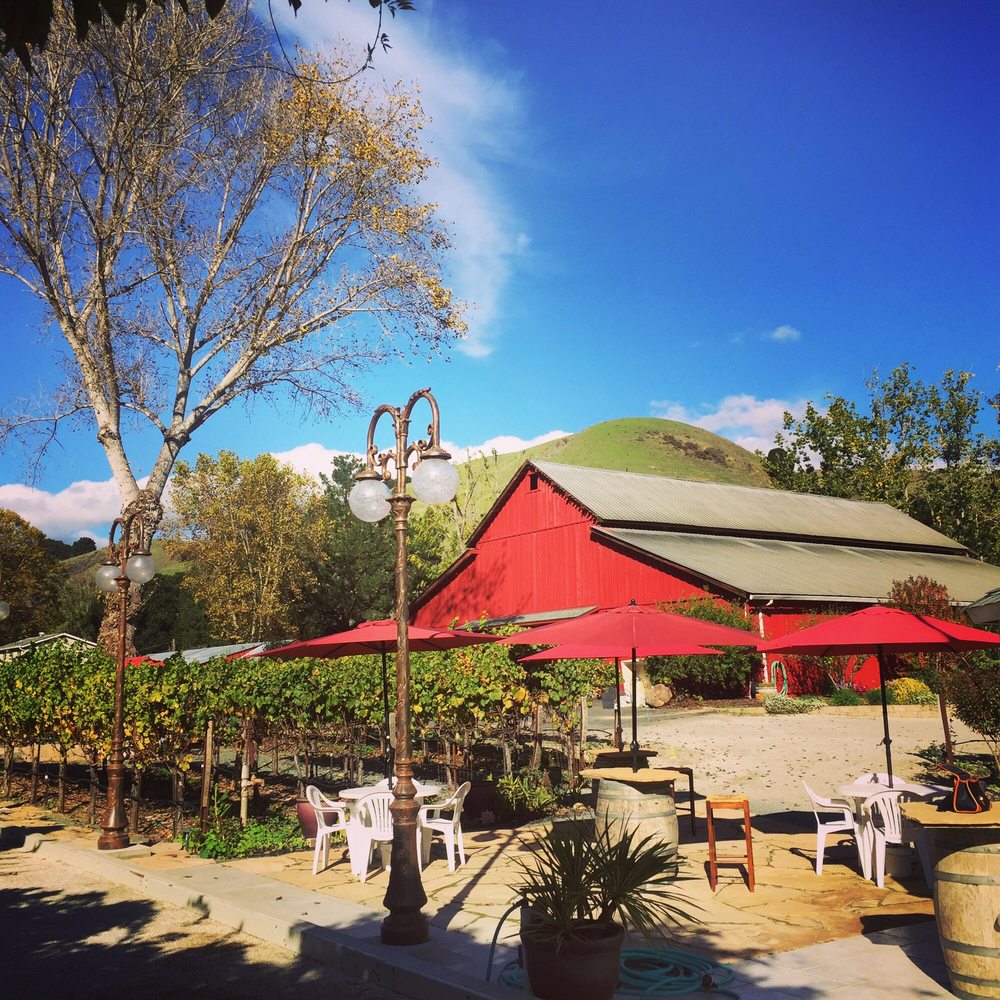 TwiningVine Winery 11 Reviews Wineries 16851 Cull Canyon Rd