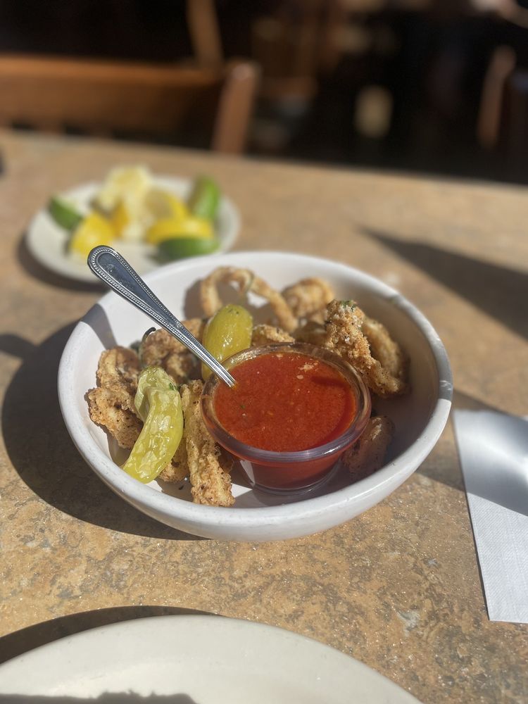 Mario's Seawall Italian & Pizzeria