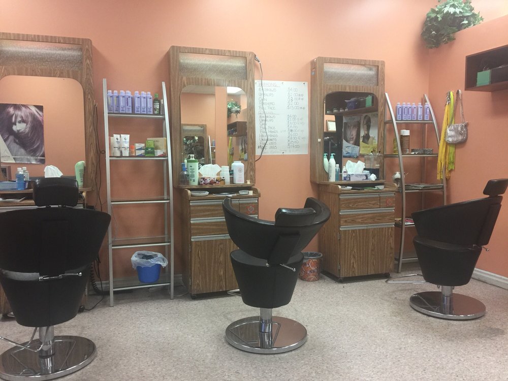 Kashmir Beauty Salon