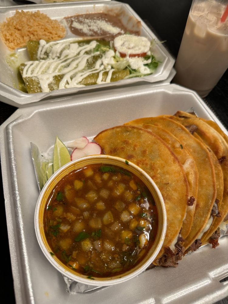 Rancho Grande Market in Everett