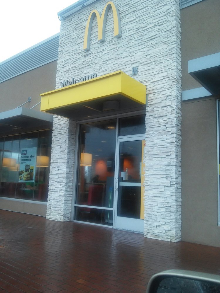 McDonald’s Fast Food 4957 New Jesup Hwy, Brunswick, GA Restaurant