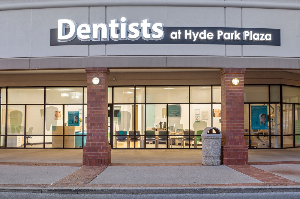 image of business Dentists at Hyde Park Plaza