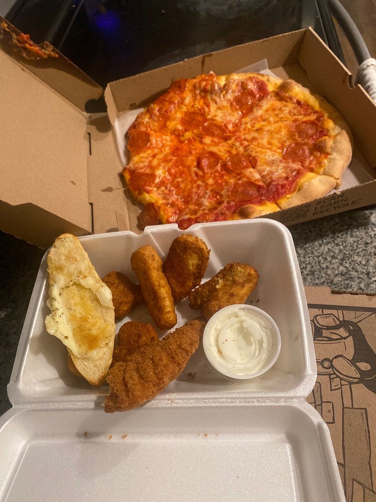 Marco's Restaurant & Pizzeria