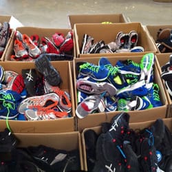 warehouse deals asics warehouse deals asics