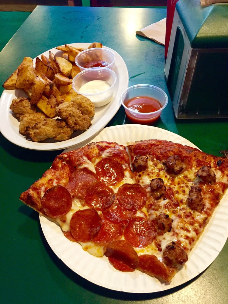 Stadium Pizza 45 Photos & 106 Reviews Pizza 31950 Temecula Pkwy